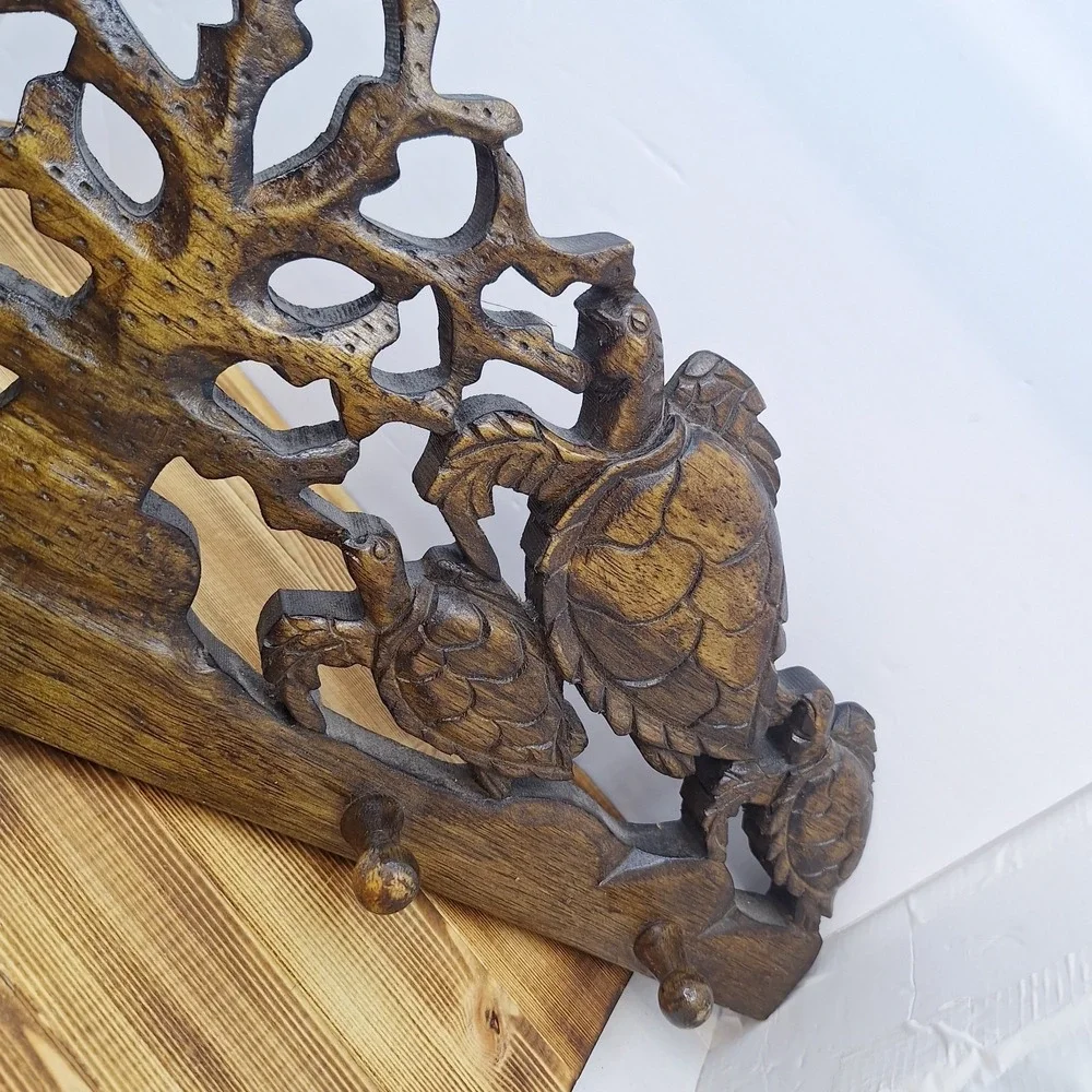 Turtle‎ Bay Beach coat rack 5 Hook Coral Inset Hangers Balinese suar wood